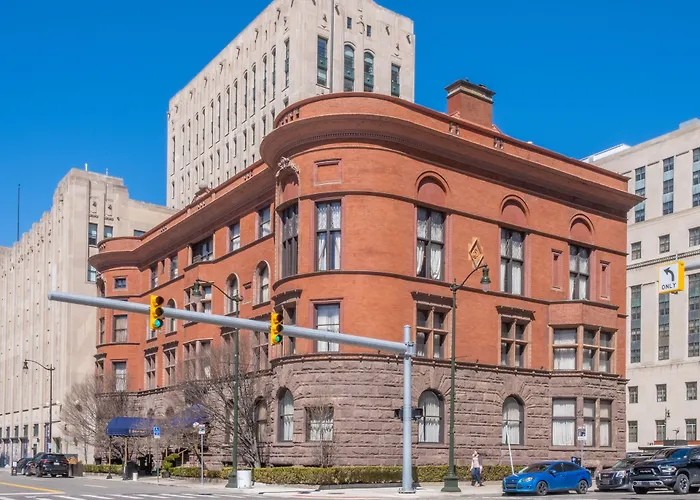 Spa Hotel: The Detroit Club